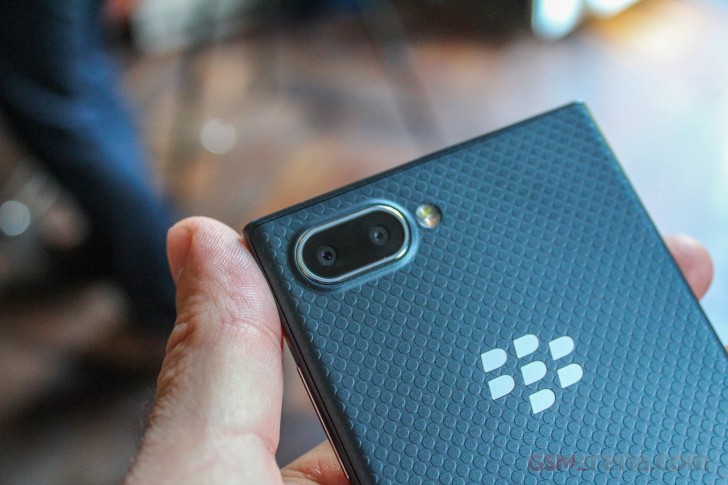 Blackberry KEY2 LE hands-on review