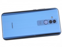 Glass back - Huawei Mate 20 lite review