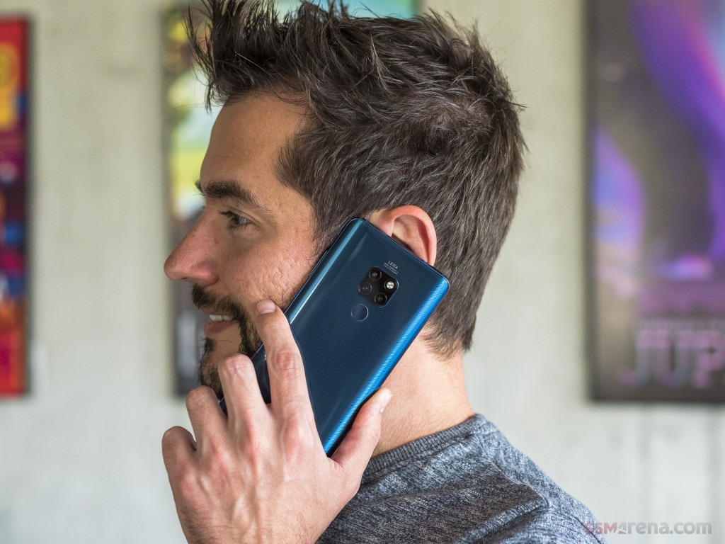 Huawei Mate 20 pictures, official photos