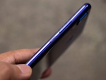 Right side - Huawei Nova 3 review