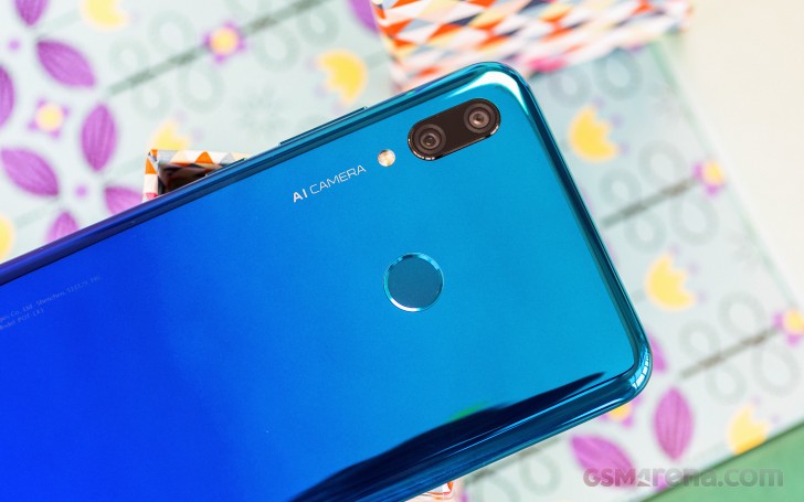 Какая зарядка для huawei p smart