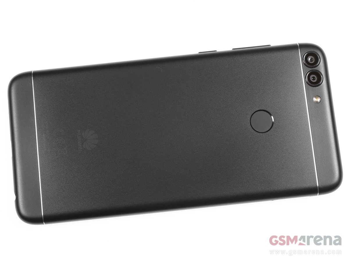 Huawei P smart pictures, official photos