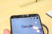 A notched screen (but there's an option to hide it) - IFA2018 LG G7 review