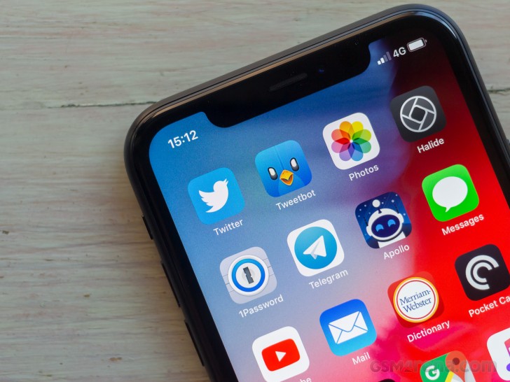 Apple iPhone XR review: Lab tests - display, loudspeaker, battery life