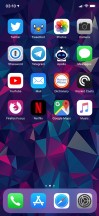 Homescreen - iPhone XR review