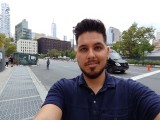 Selfie samples - f/2.2, ISO 50, 1/120s - LG V40 ThinQ hands-on review