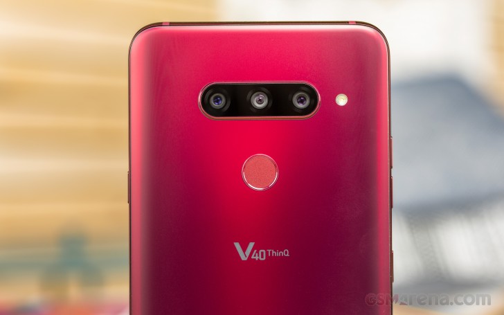 LG V40 ThinQ review: Design, 360-degree spin