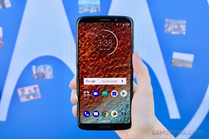 Moto Z3 Play Hands On review