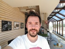 Selfie samples, good light - f/2.0, ISO 50, 1/172s - Nokia 8 Sirocco review