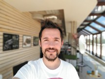 Selfie samples, portrait - f/2.0, ISO 50, 1/200s - Nokia 8 Sirocco review