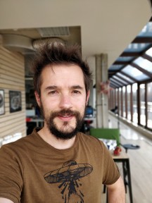 Portraits samples: OP 5T - f/1.7, ISO 160, 1/100s - OnePlus 6T vs. 5T vs. 3T evolution