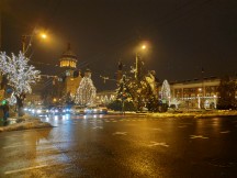 Pocophone F1 nighttime camera samples - f/1.9, ISO 2500, 1/20s - Pocophone F1 long-term review