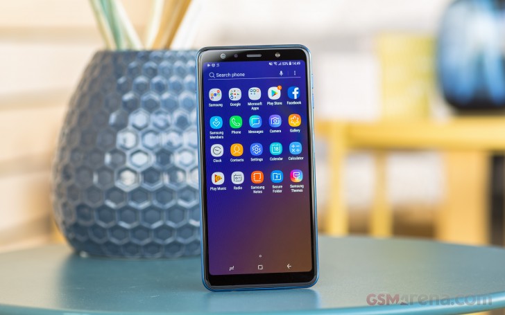 Samsung galaxy a7 2018 фото