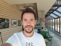Selfie samples - f/1.7, ISO 40, 1/246s - Samsung Galaxy Note9 review