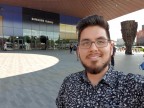 Selfies: normal - f/1.7, ISO 40, 1/396s - Samsung Galaxy Note9 Hands On review