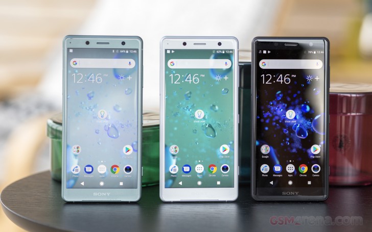 Sony Xperia XZ2 Compact pictures, official photos
