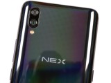 vivo NEX S nicely textured glass back - vivo NEX S review