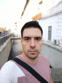 Xiaomi Mi A2 daytime selfies, Portrait mode off and on - f/2.2, ISO 100, 1/363s - Xiaomi Mi A2 long-term review