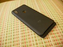 The bundled case - Xiaomi Mi Mix 3