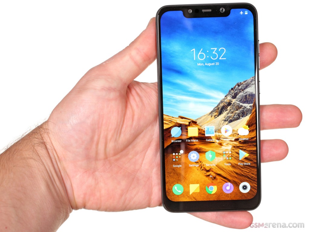 Что лучше айфон или xiaomi pocophone