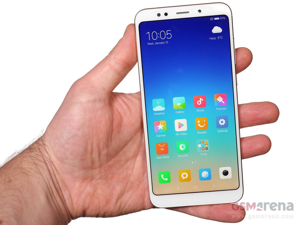 Xiaomi Redmi 5 Plus (Redmi Note 5) pictures, official photos