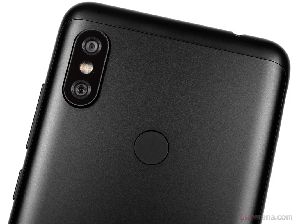 Xiaomi Redmi Note 6 Pro Pictures Official Photos 1749