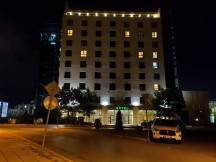 Low-light camera samples, post-update, HDR Auto - f/1.8, ISO 1482, 1/20s - Asus Zenfone 6 review