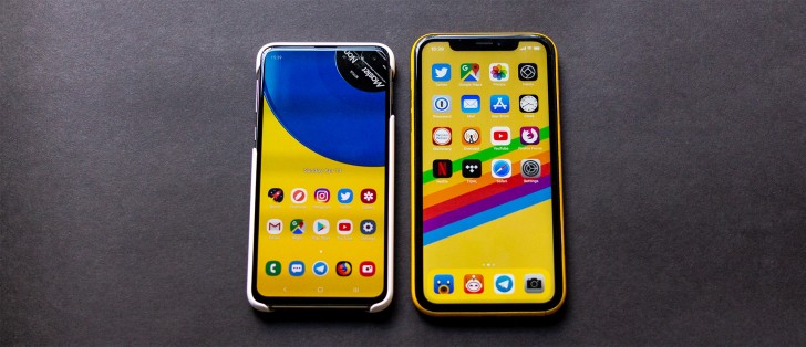 Galaxy S10e versus iPhone XR  Qual dos modelos leva a melhor no  comparativo? - Canaltech