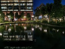 Nighttime samples from the main camera - f/1.6, ISO 500, 1/50s - Huawei P30 Pro long-term review