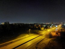 Low-light samples, ultra wide camera, Night mode - f/2.2, ISO 1600, 1/-1s - Huawei P30 review