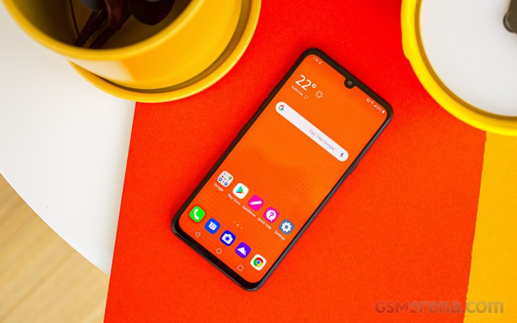 Đánh giá LG G8X ThinQ