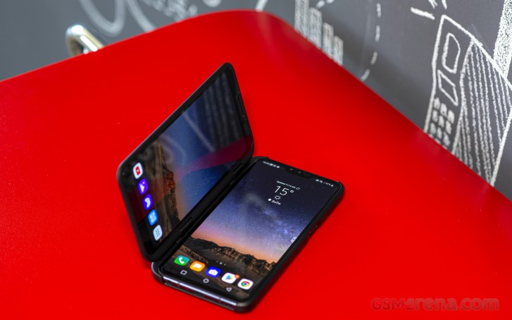 LG V50 ThinQ 5G Dual Screen review: Dual Screen accessory