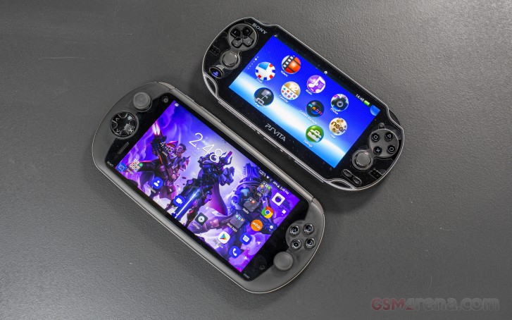 MOQI i7s Android game console review -  tests