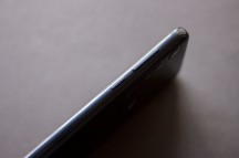 Right - Motorola One Macro hands-on review