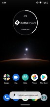 Home screen, notification shade and Google Feed - Motorola Moto G7 Plus review