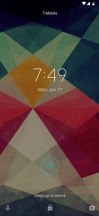 Lockscreen - Motorola Moto Z4 review