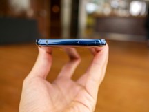 The Nokia 9 from the sides - Nokia 9 Pureview Hands On review