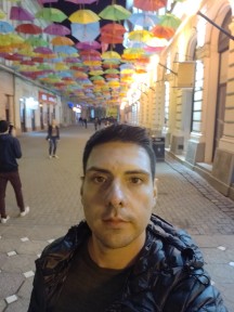 OnePlus 6T camera samples, selfies - f/2.0, ISO 640, 1/17s - OnePlus 6T long-term review