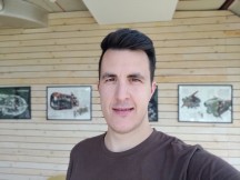 Selfies: Portrait - f/2.0, ISO 100, 1/187s - Oneplus 7 review