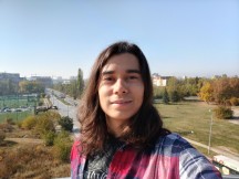 OnePlus 7T Pro selfie samples - f/2.0, ISO 100, 1/996s - OnePlus 7T Pro vs. OnePlus 7T review