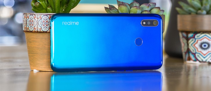 realme 3 camera