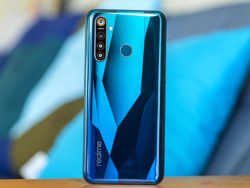 Фото realme 5 pro