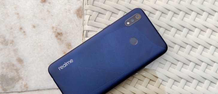 realme 3i mobile features