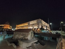 Low-light ultra-wide samples: Normal - f/2.2, ISO 2100, 1/14s - Realme X2 review