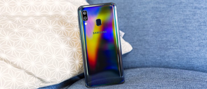 Samsung Galaxy A40 review: Design, build and 360-degree view