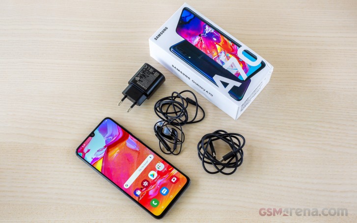 Samsung Galaxy A70 Review Gsmarena Com Tests