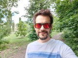 Selfie samples, main camera, 12MP, HDR Auto - f/2.0, ISO 100, 1/100s - Samsung Galaxy A80 review