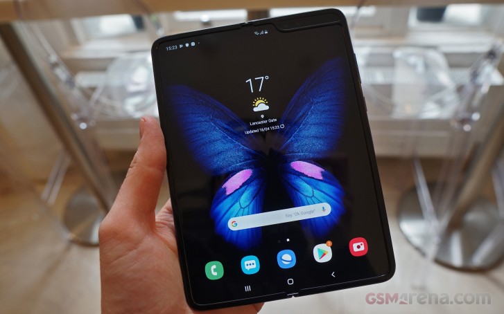 Samsung Galaxy Fold Hands On Review GSMArena Com Tests