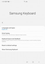 Samsung keyboard has split mode - Samsung Galaxy Fold long-term review
