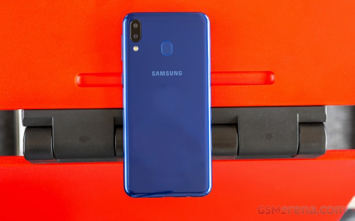Samsung Galaxy M20 review